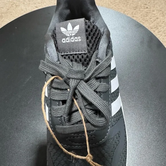 Adidas Lil Boys Sneakers - Picture 4 of 5